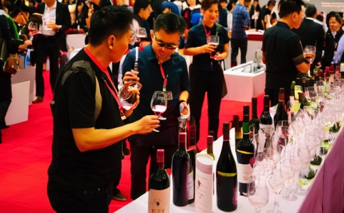 市中新項目管理局與重慶保稅港區(qū)對接工作